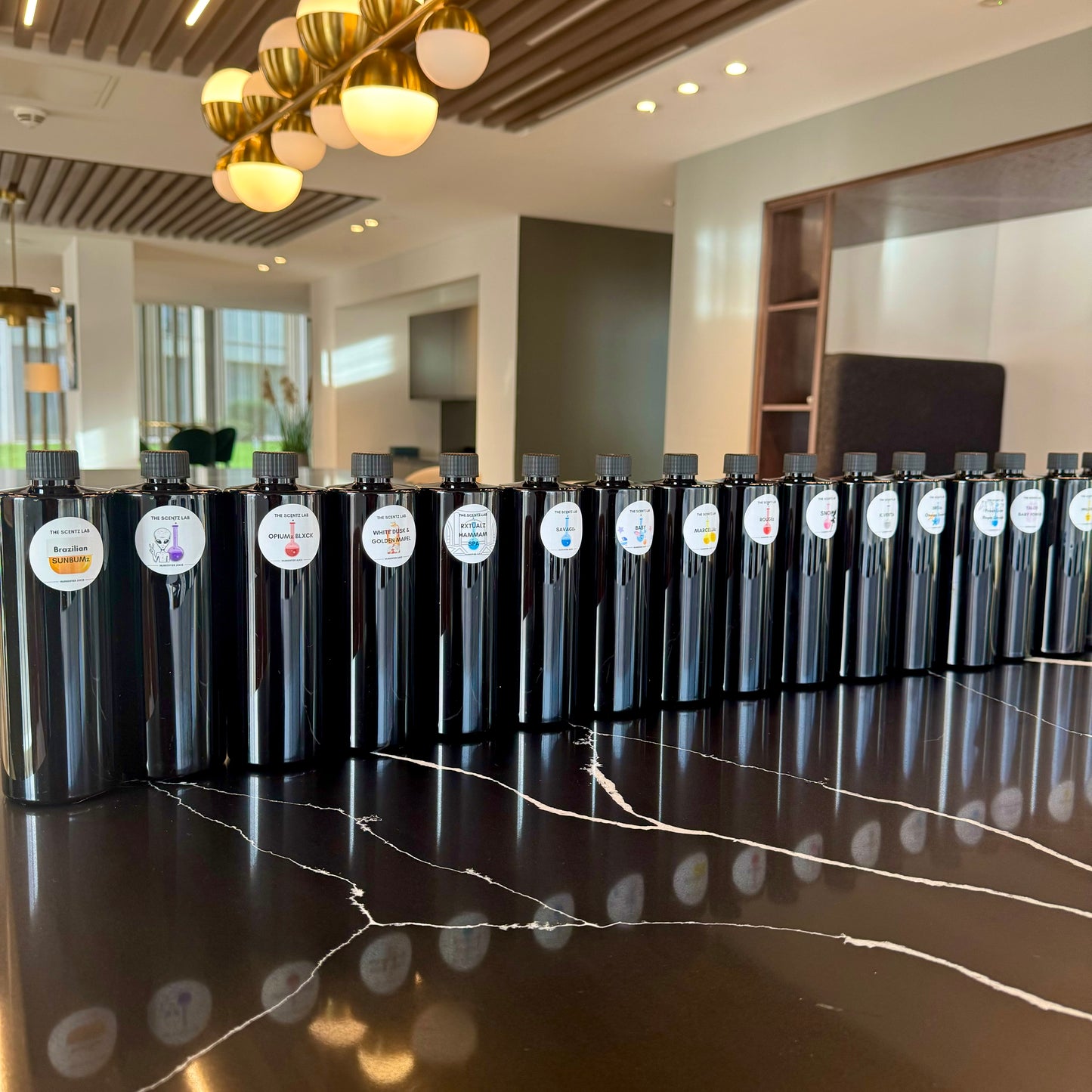 Humidifier juice the SCENTZ lab Little Spanish cleaning company ELLIGANCE luxury fragrance aroma therapy electric diffuser juices
